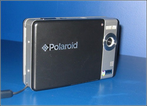 Цифровой фотоаппарат с моментальной печатью Polaroid PoGo.