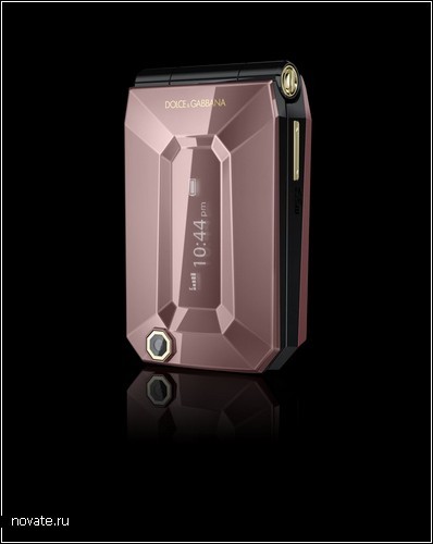 Телефон-*раскладушка* Jalou от Sony Ericsson. Проект Dolce&Gabbana edition