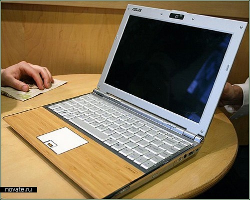 Бамбуковый ноутбук от Asus