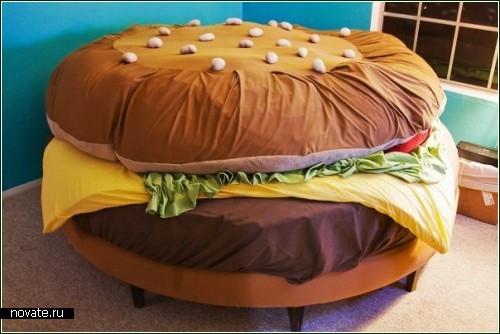 The Hamburger Bed. Не поесть, так полежать
