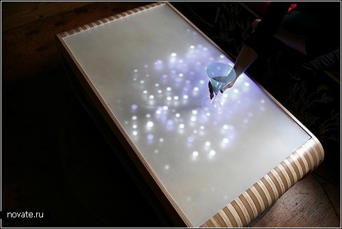 Интерактивный LED-столик с огоньками-*светлячками*
