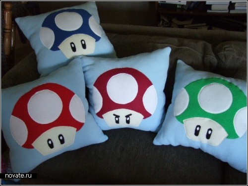 Pacman и Mario - подушки из компьютерных игрушек