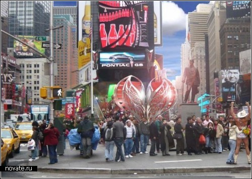 Valentine to Times Square - двухтонное сердце для жителей Нью-Йорка