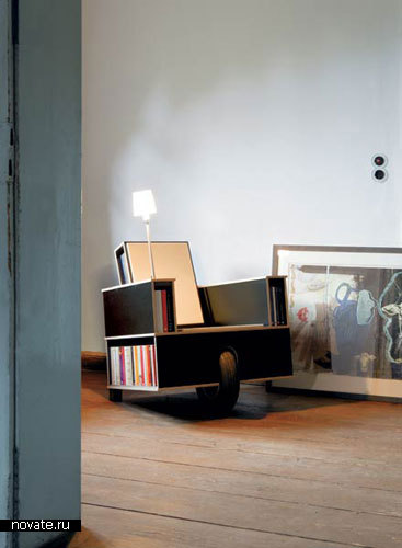 Многофункциональное кресло «Bookinist» от Nils Holger Moormann