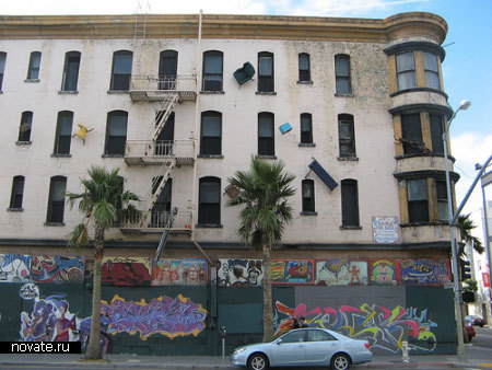 Здание «Defenestration» в Сан-Франциско