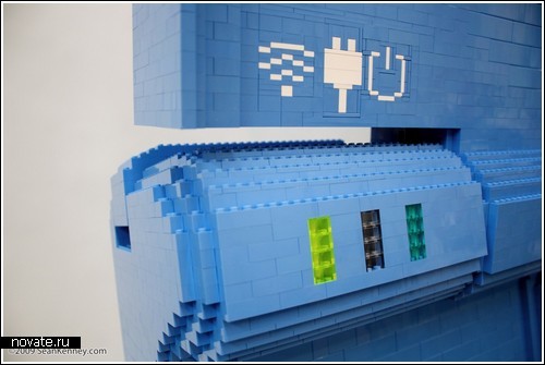 Инсталляции из конструктора Лего