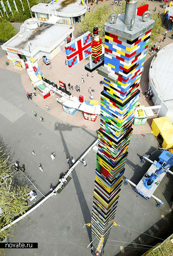 Самая высокая башня в мире из кубиков Лего