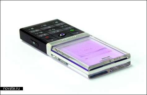 «Ядовитый» телефон с прозрачным дисплеем