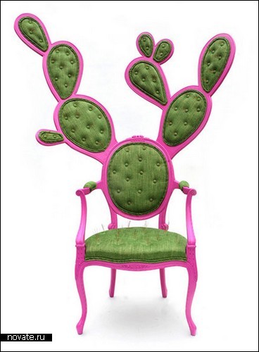 Колючие розовые кактусы-кресла