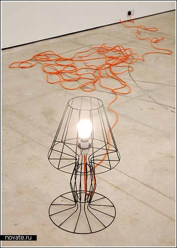«Лампа-катушка» от Guy Brown