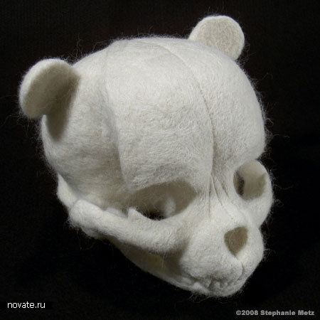 Плюшевые черепа мишек от Stephanie Metz