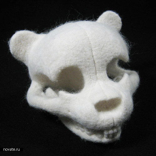 Плюшевые черепа мишек от Stephanie Metz
