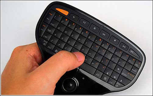 Клавиатура-пульт от Lenovo