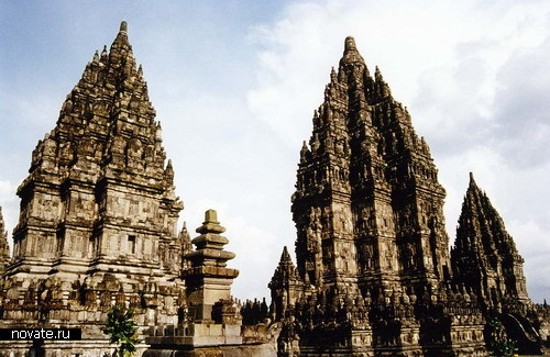 Храм Прамбанан(Prambanan Temple)
