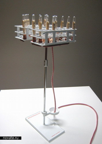 Настольная лампа из лабораторной техники