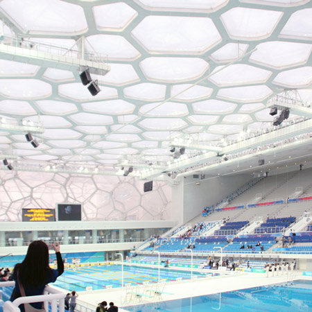 Водный куб - плавательный бассейн для Олимпийских Игр