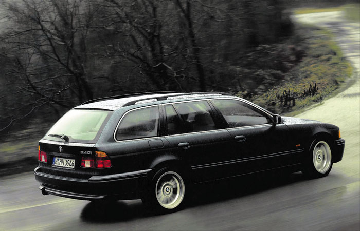2001 BMW Serie 5 Touring / Изображение Novate.ru