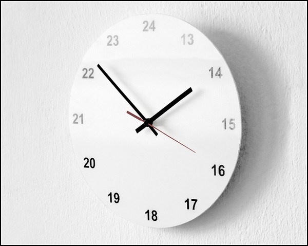Часы AM/PM Wall Clock покажут и утреннее, и вечернее время