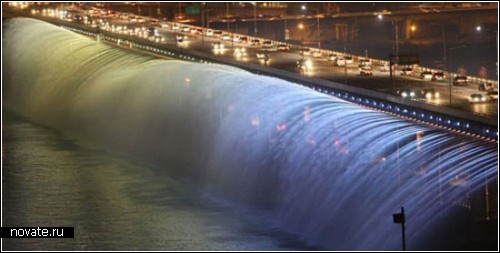 Сеульский мост с фонтаном и цветомузыкой