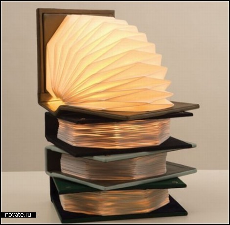 Book Lamp. Книга, которая светится