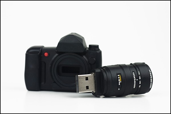 Camera USB Drive: фото-флешки в виде модных *зеркалок*