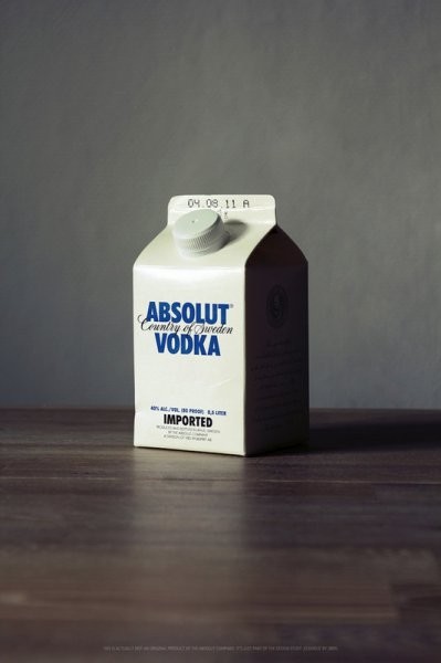 Ecohols: креативные упаковки для спиртного в виде пакетов для молока