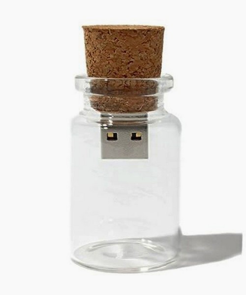 Hum Blank, USB-флешка в мини-бутылочке