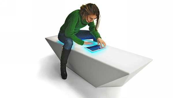 Интерактивная отзывчивая мебель из серии Interactive Light Collection