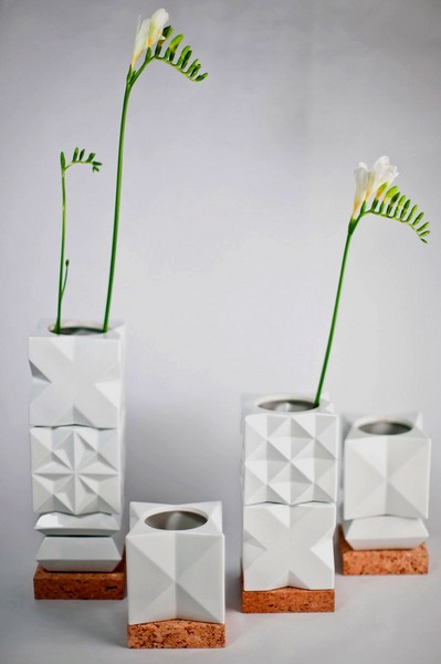 Чашки, подставки и вазочки из серии Kopia. Модульная посуда от Istvan Bojte