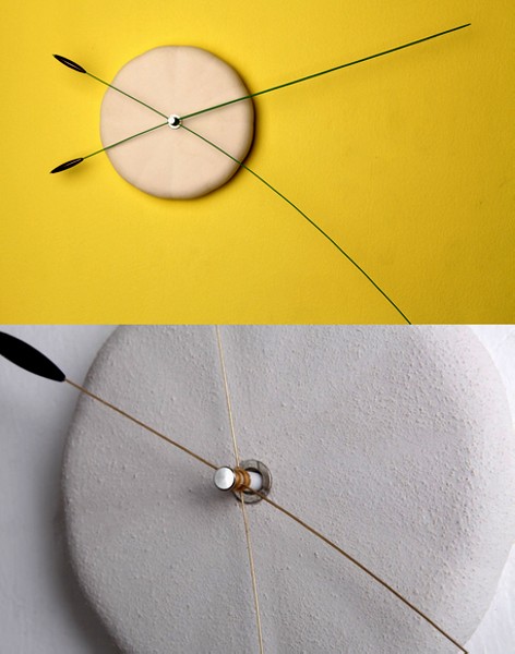  Необычные часы  Lithe Clock с длинными стрелками-усиками