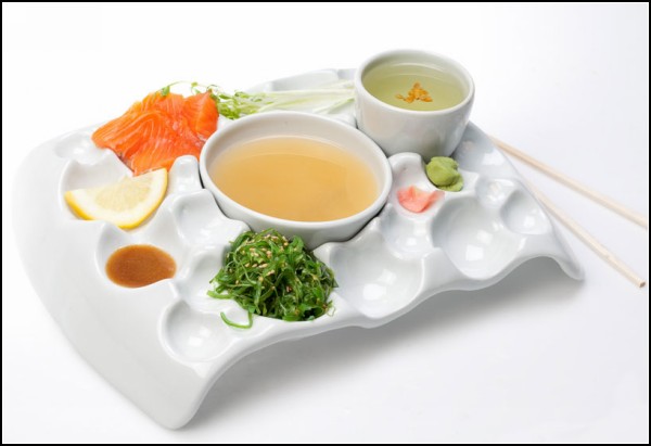 Random sushi tray. Новаторский поднос для суши