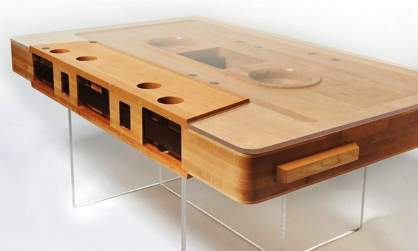Mixtape Table. Деревянный журнальный столик в виде аудиокассеты
