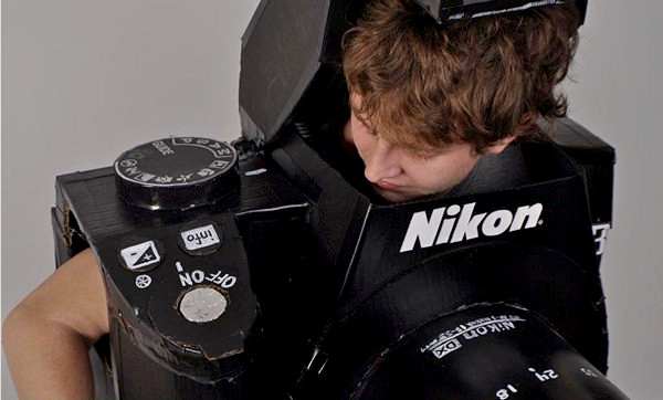 Nikon D3 Camera Costume, костюм-фотоаппарат от Tyler Card