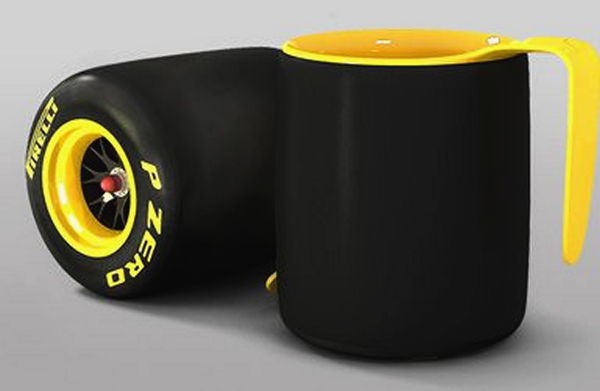Pirelli coffee mug. Концептуальная кружка для фанатов Formula One