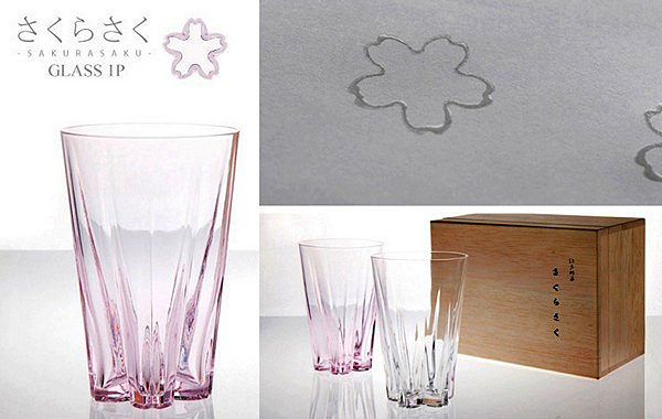 Sakurasaku Glass, необычные стаканы с цветочком на донышке