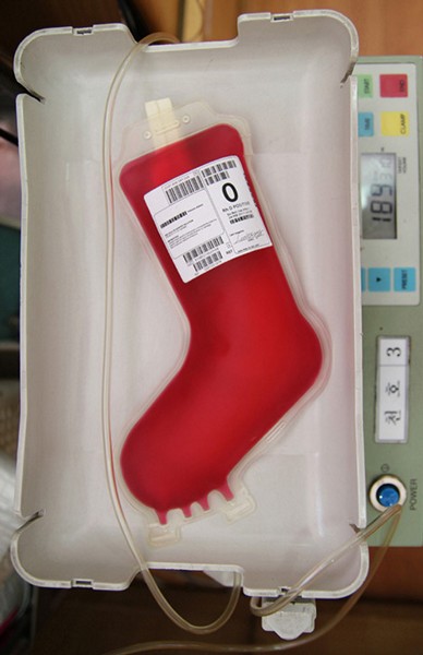 Santa Claus, рождественские пакеты для донорской крови от Kiseung Lee