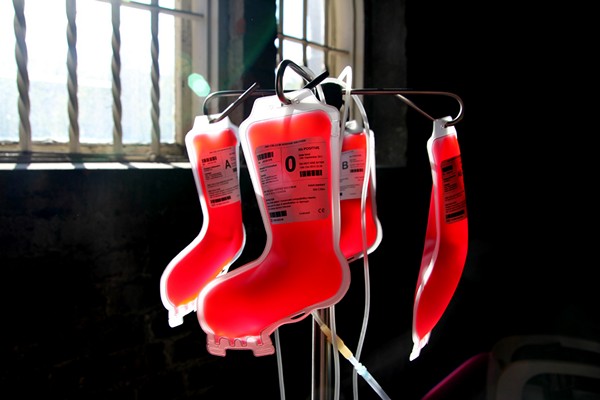 Santa Claus, концептуальные пакеты для донорской крови от Kiseung Lee