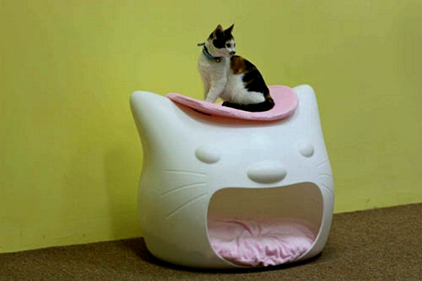 Kitty Meow, разноцветные домики для кошек от Studio Mango