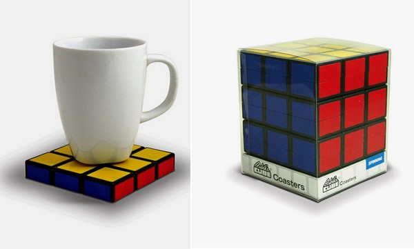 Подставка-головоломка в виде Кубика Рубика