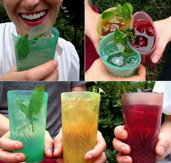 Разноцветные чашки из желе