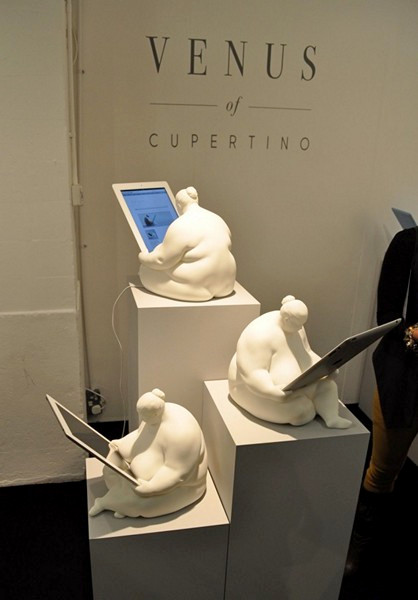 Venus of Cupertino: док-станция для iPad как произведение искусства