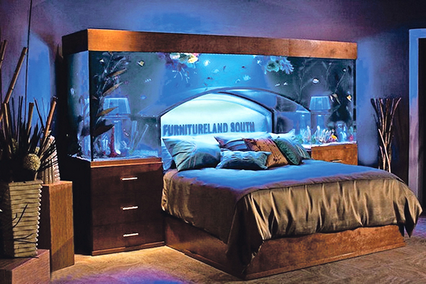 Дизайн аквариума в квартире и доме. 80+ фото