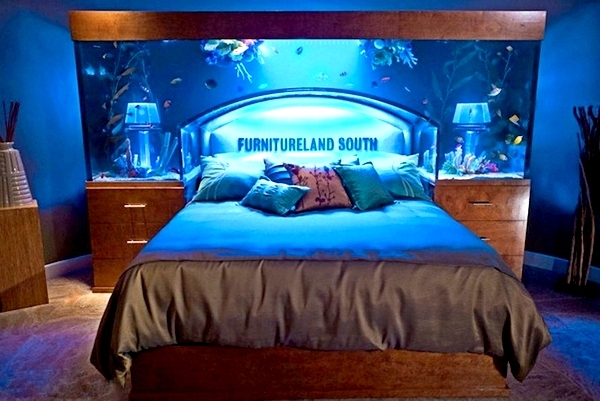 Кровать с аквариумом, оригинальный дизайн  для  Furnitureland South 