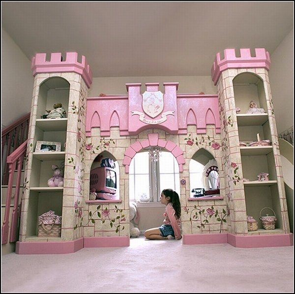 Кровать-замок для любимой дочери своими руками!