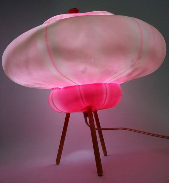 Blowing Molds, латексные светильники в виде деформированных воздушных шаров