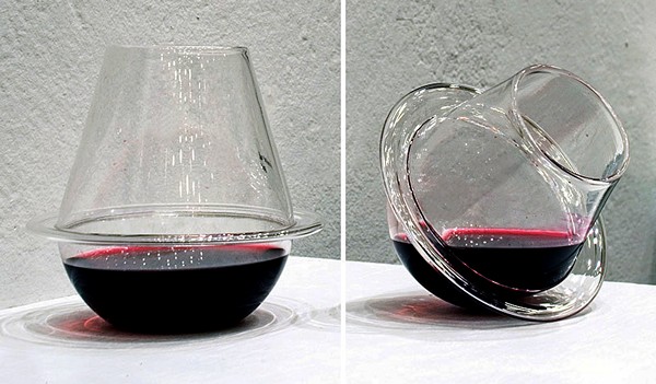 Saturn Wine Glasses, космические стеклянные бокалы от Fragile Studios