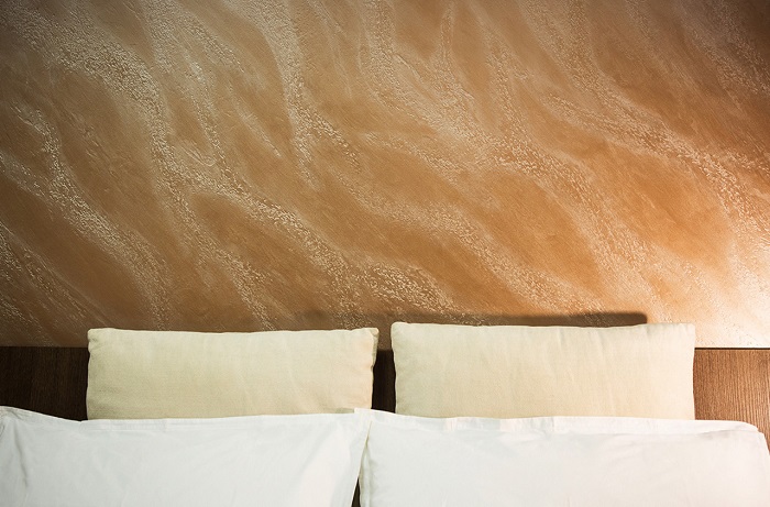 Пески гармонично смотрятся в интерьере спальни. / Фото: mykaleidoscope.ru