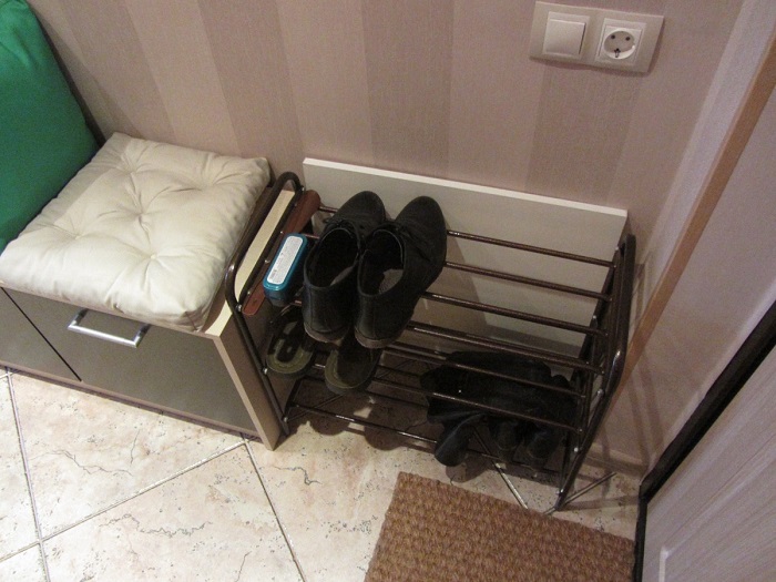 В прихожей должна присутствовать обувница. / Фото: ideas.homechart.ru