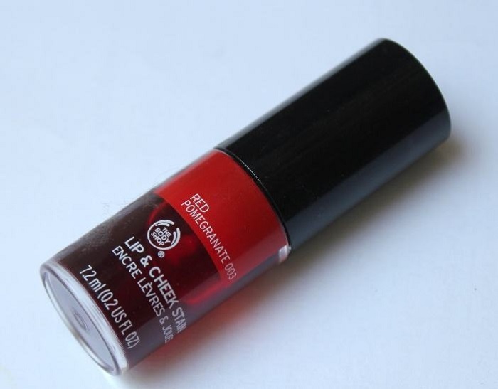 Тинт для щек и губ Red Pomegranate Cheek and Lip Stain, The Body Shop. / Фото: Makeupandbeauty.com