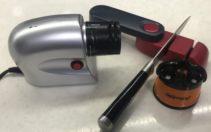 Электрическая ножеточка может повредить лезвие